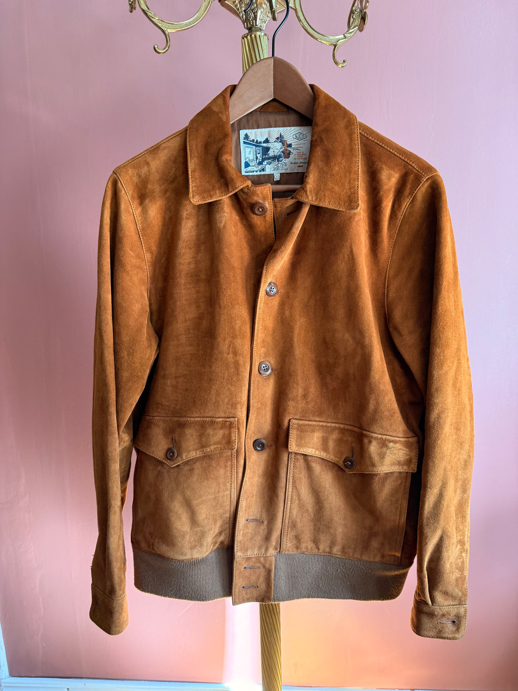 Nudie Jeans – Suede Bomber – Brown/Gold (EU 46 / S)
