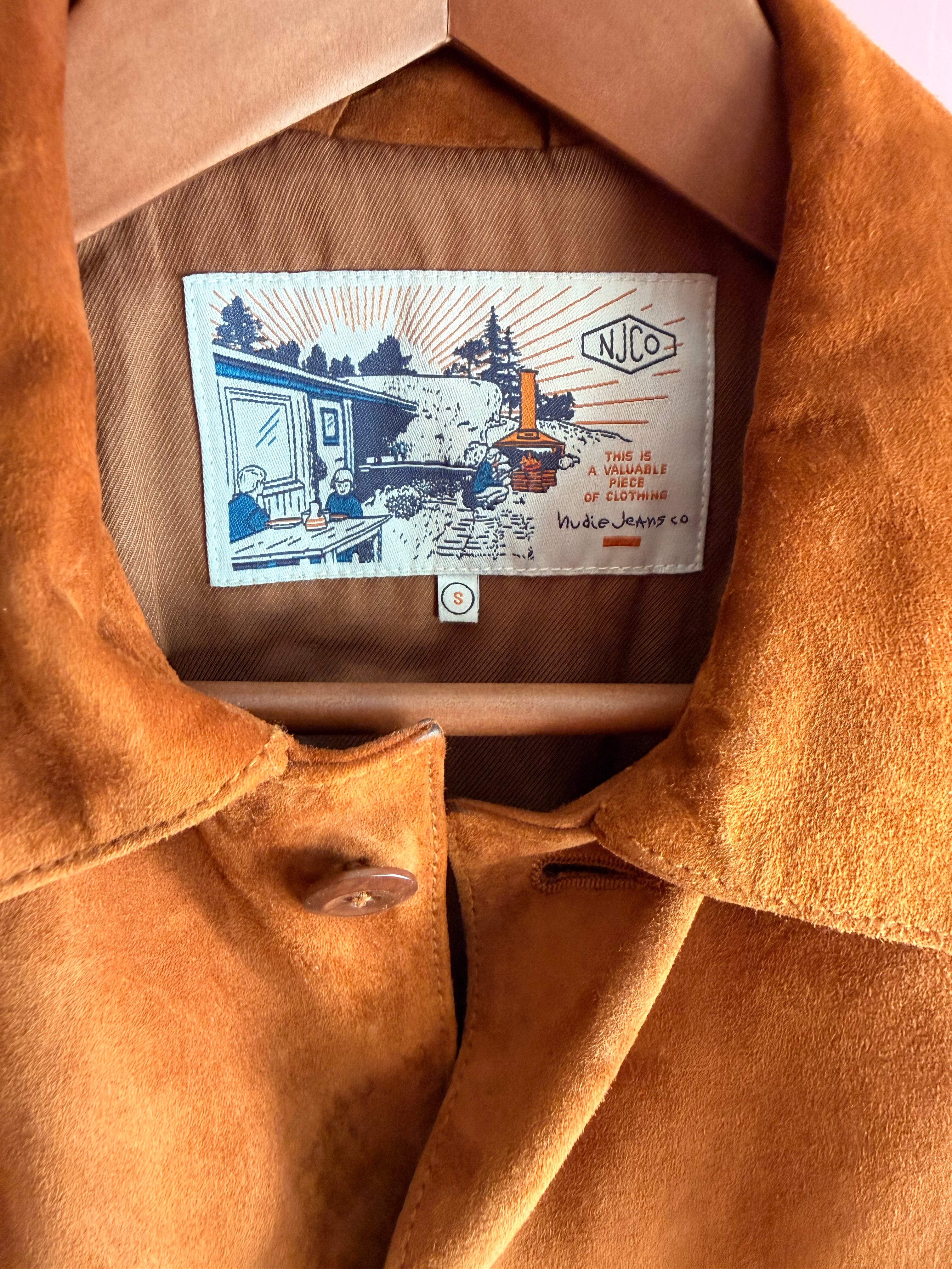 Nudie Jeans – Suede Bomber – Brown/Gold (EU 46 / S)